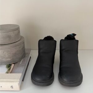 Kids Black Slip-On Leather Boots